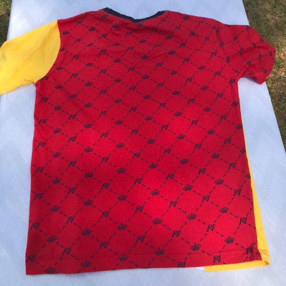 🎊🎉 5 for $20 🎊🎉Boys shortsleeve shirt - Picture 4 of 5